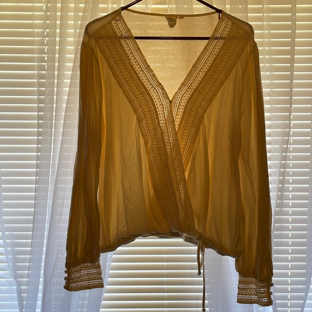 White Crow long sleeve. Size large.